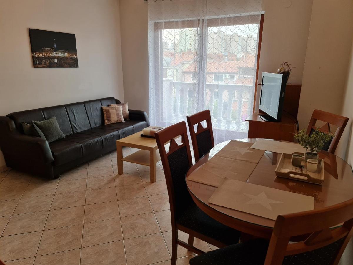 Apartment Mira Pula Extérieur photo