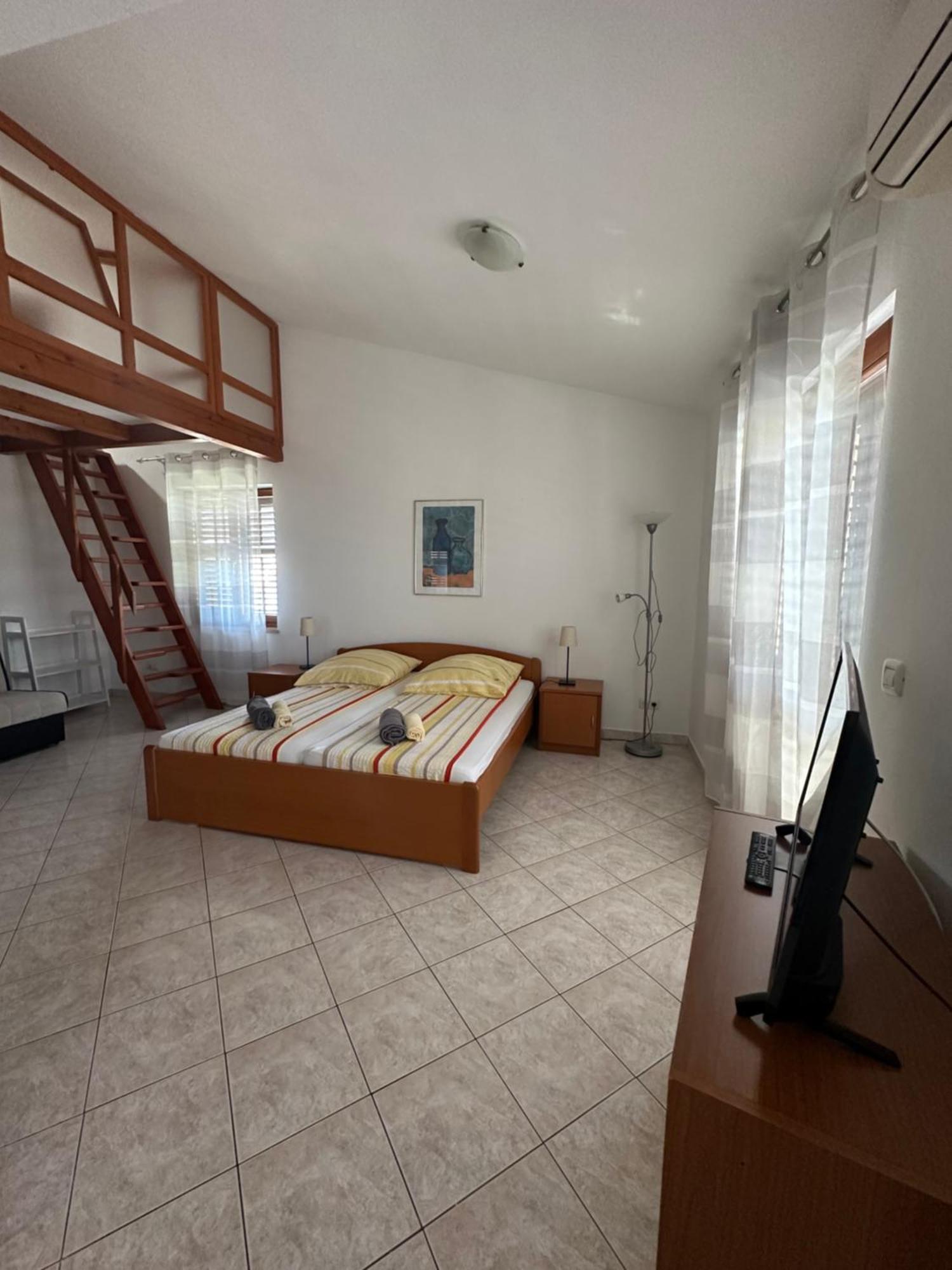 Apartment Mira Pula Extérieur photo