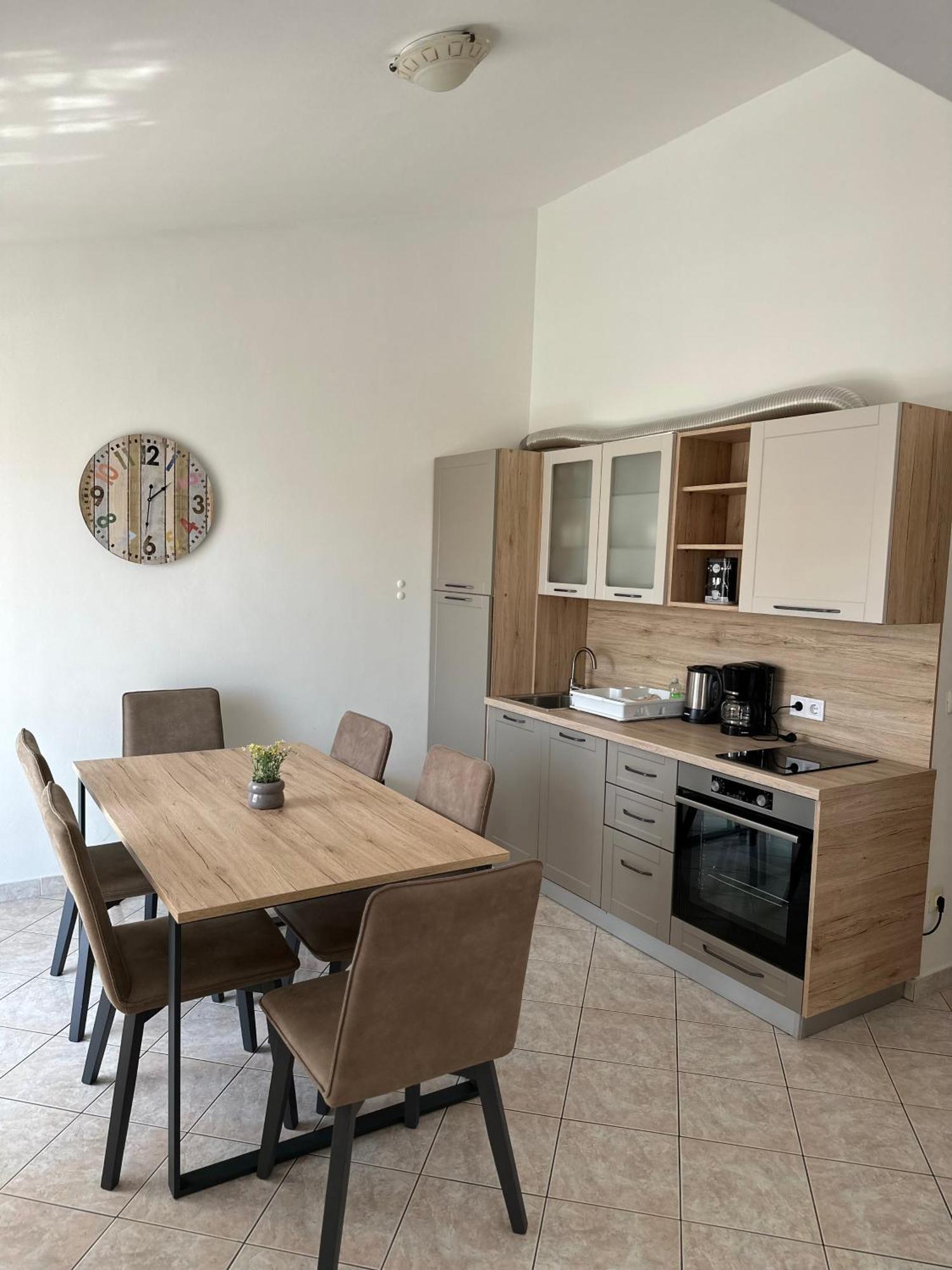 Apartment Mira Pula Extérieur photo